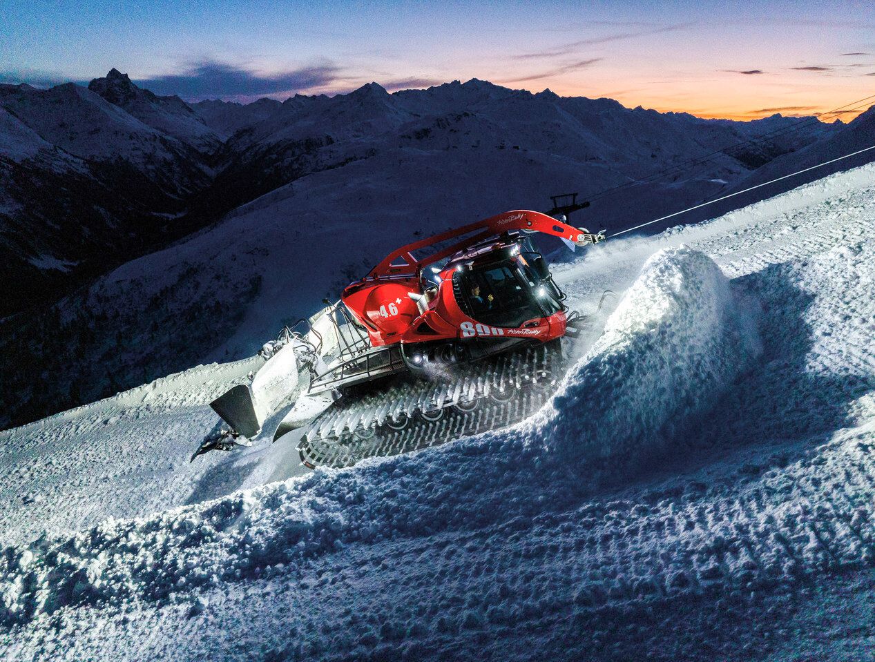 SIMPLY RED - PistenBully